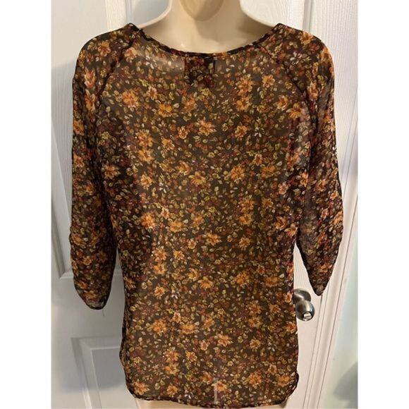 Pink Rose Rayon Brown Floral Long Sleeve Top. Size Medium - Picture 6 of 6